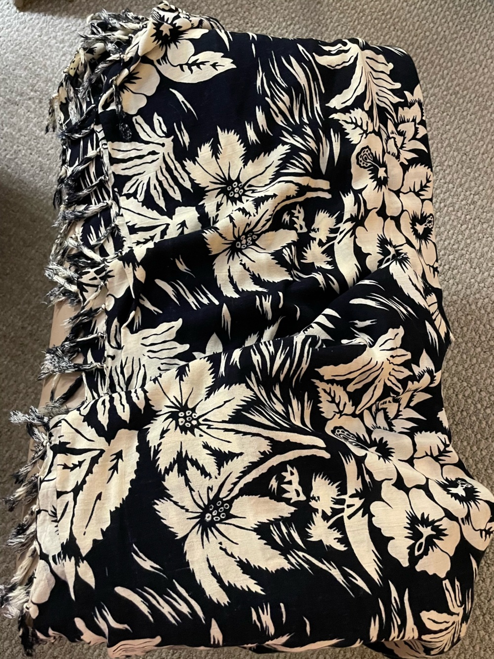 Beautiful Deep Navy and Cream, Fringed, Full Length Sarong